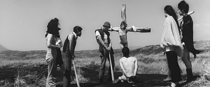 Fotograma de ‘Violent Virgin’ (1969). Dirigida por Kôji Wakamatsu, ex yakuza y activista comunista.